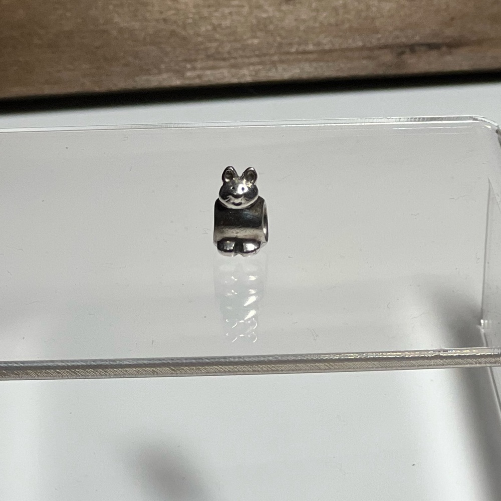Pandora Bunny charm
